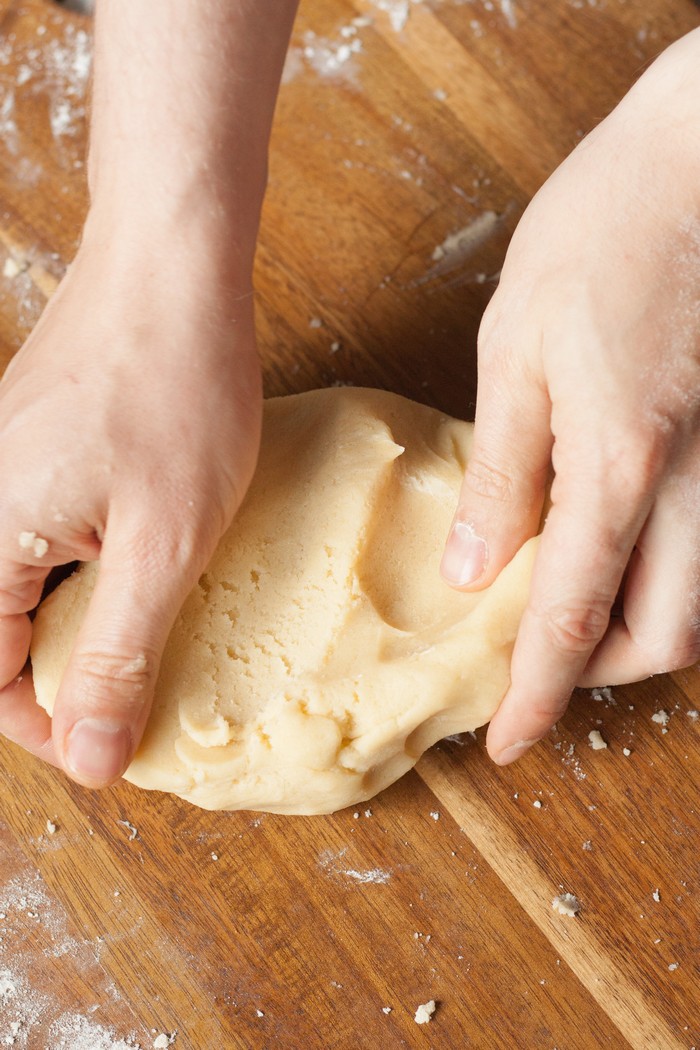 Основы: сладкое песочное тесто